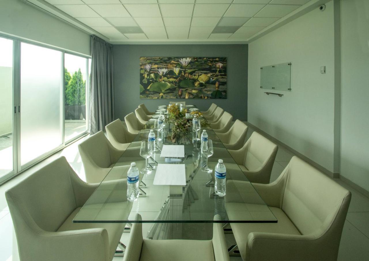 Concept Hotel Zamora de Hidalgo Eksteriør billede